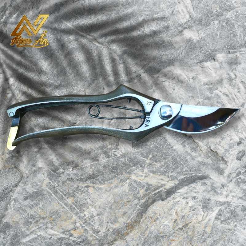 keo-cat-canh-them-lua1 Kéo cắt cành Thêm Lửa