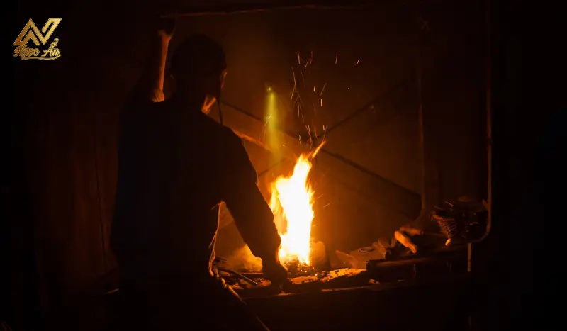 Tâm tư nghệ nhân rèn